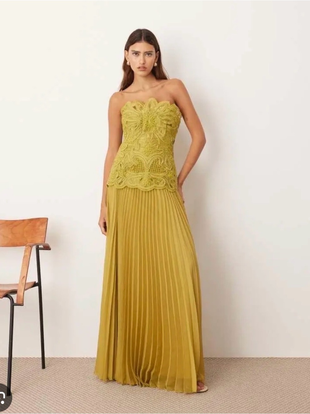 Sold out arrange abstract cut work bandeau maxi dress with pleated skirt